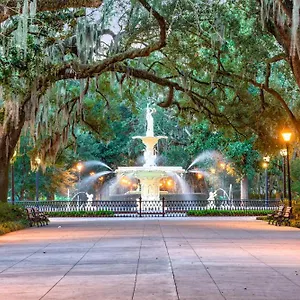 3* Inn Planters On Reynolds Square (adults Only)